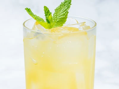 Passion Fruit Mint Sparkler
